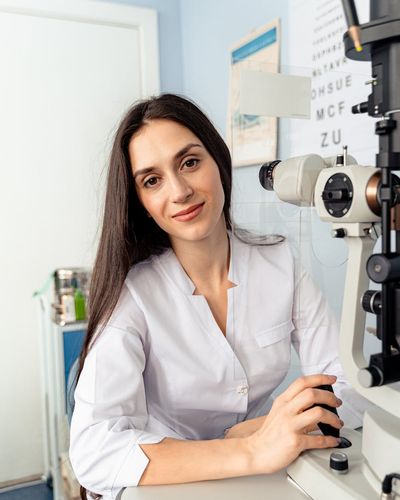 Professional portrait of well-being specialist Olga Zarichna